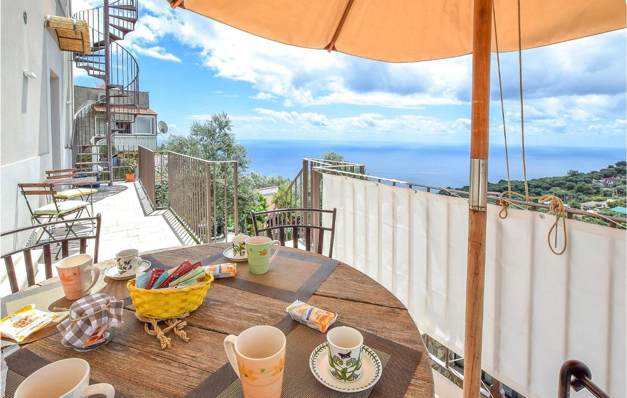 Cozy Apartment In Massa Lubrense Luaran gambar
