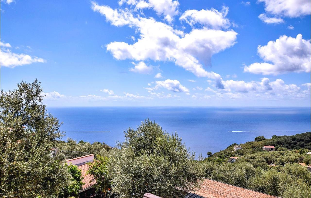 Cozy Apartment In Massa Lubrense Luaran gambar