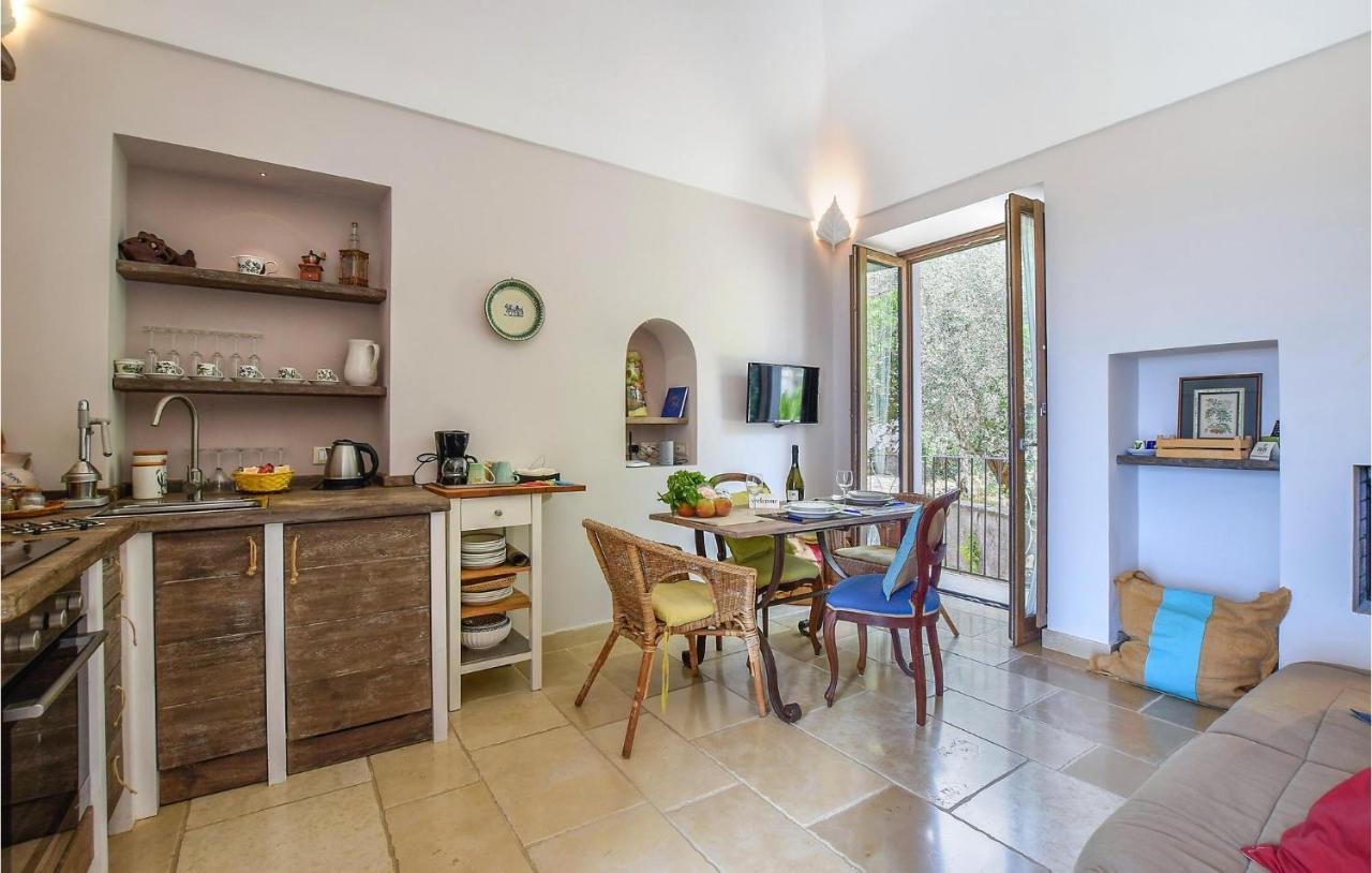 Cozy Apartment In Massa Lubrense Luaran gambar