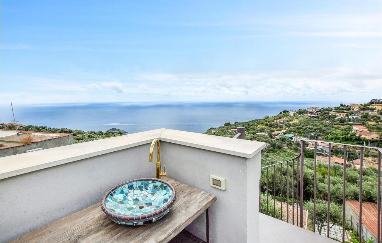 Cozy Apartment In Massa Lubrense Luaran gambar